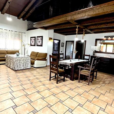 Casa Rural Montes De Trigo Херес-де-лос-Кабальерос Экстерьер фото